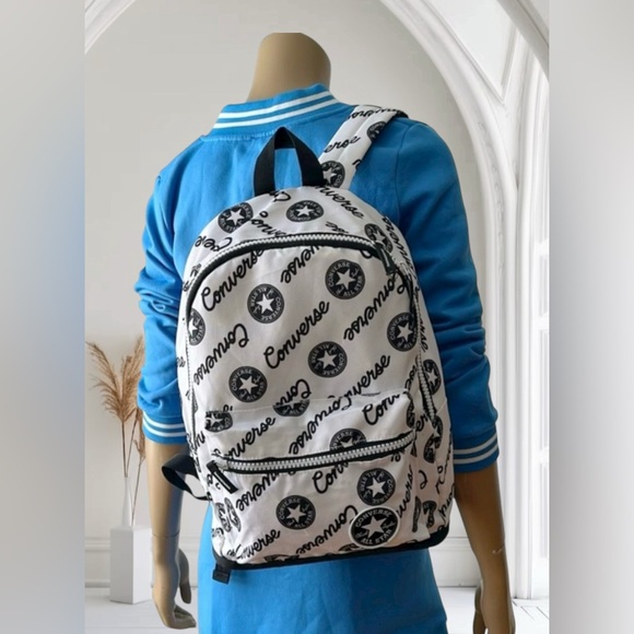 Converse large Black and White Backpack - Picture 1 of 12